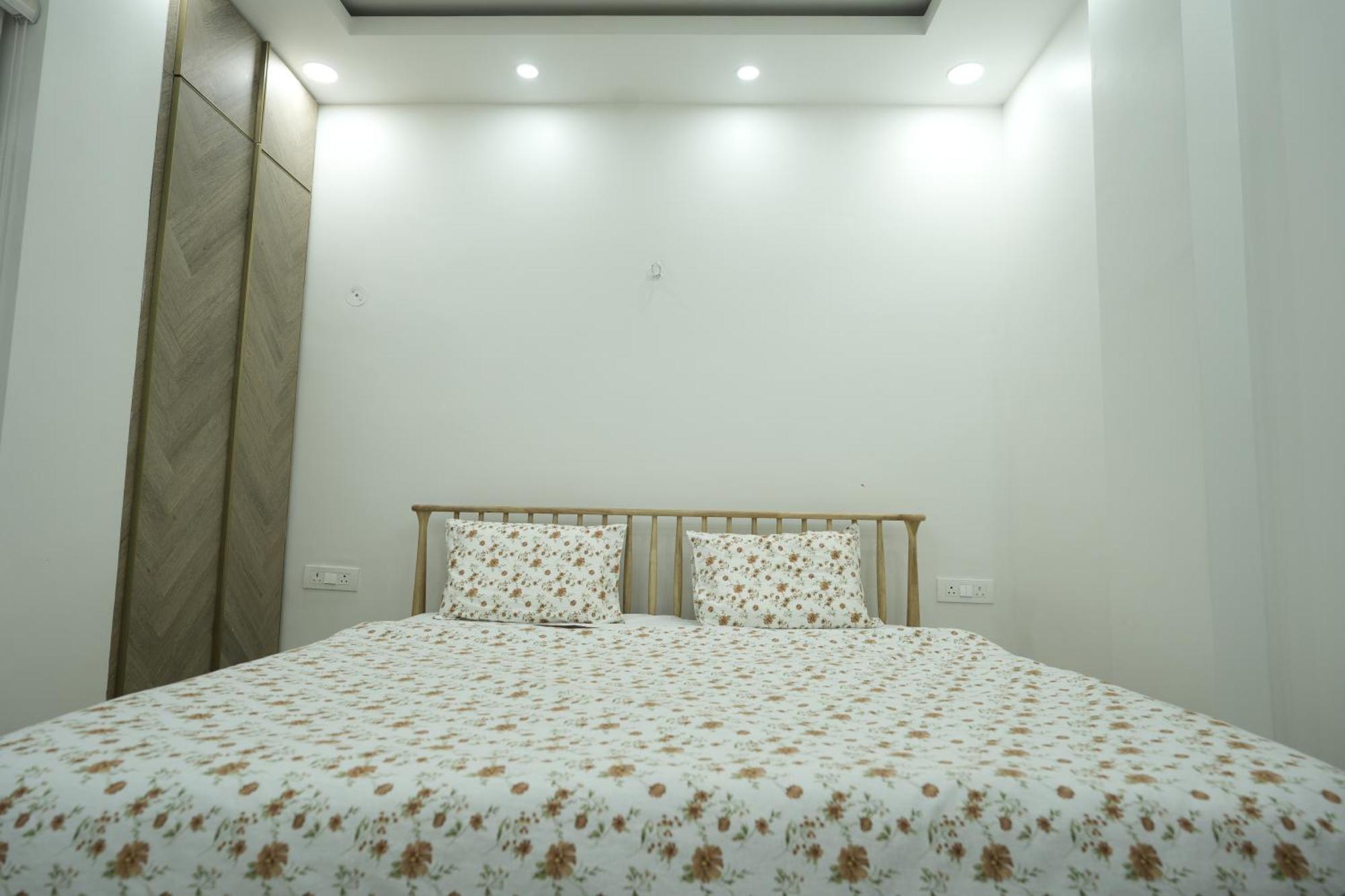 Lalit Villa Luxury Apartments Prayagraj Bagian luar foto
