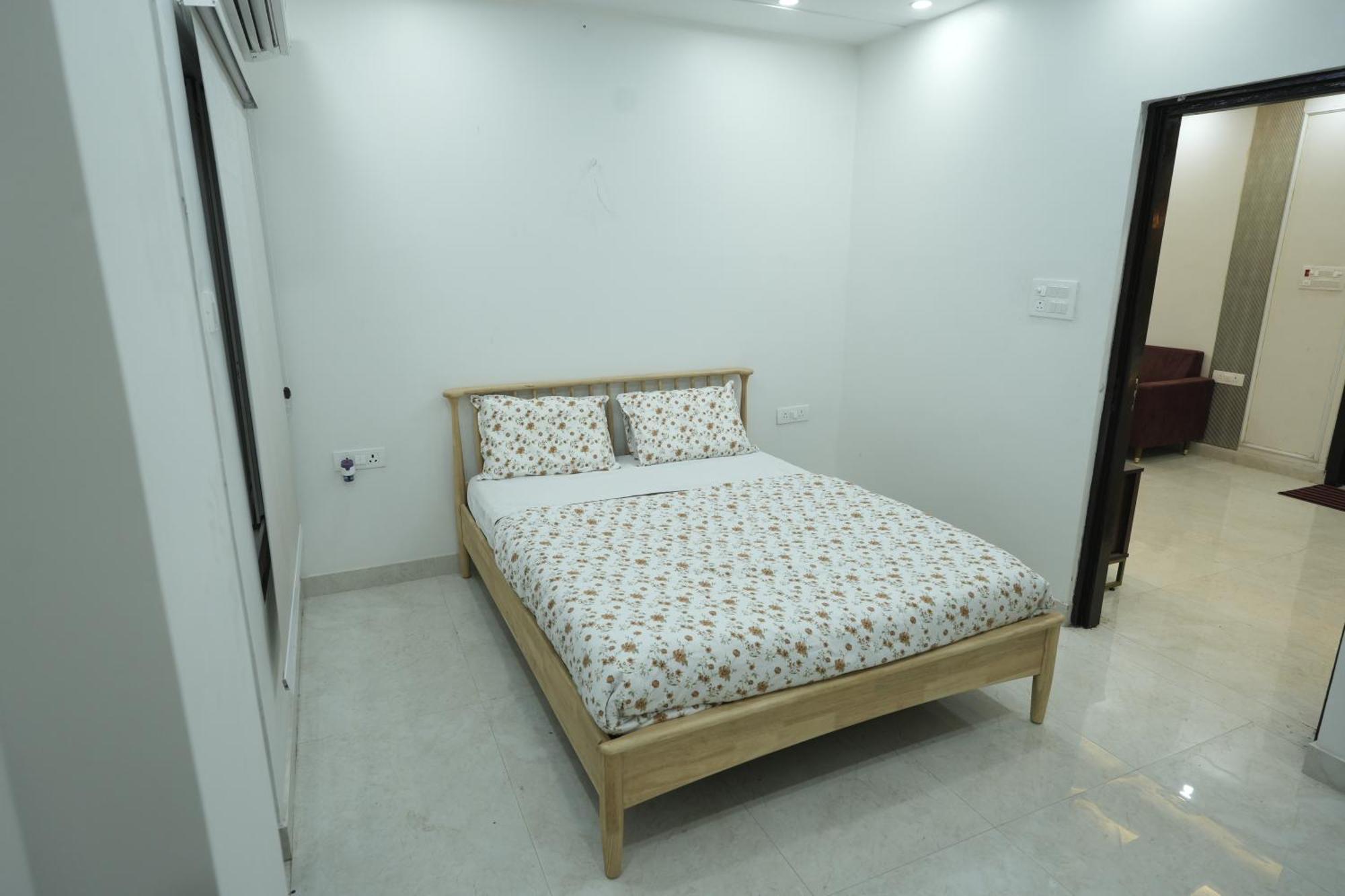 Lalit Villa Luxury Apartments Prayagraj Bagian luar foto
